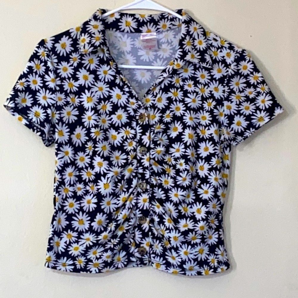 No Boundaries Daisy Junior Blouse Size M (7-9)